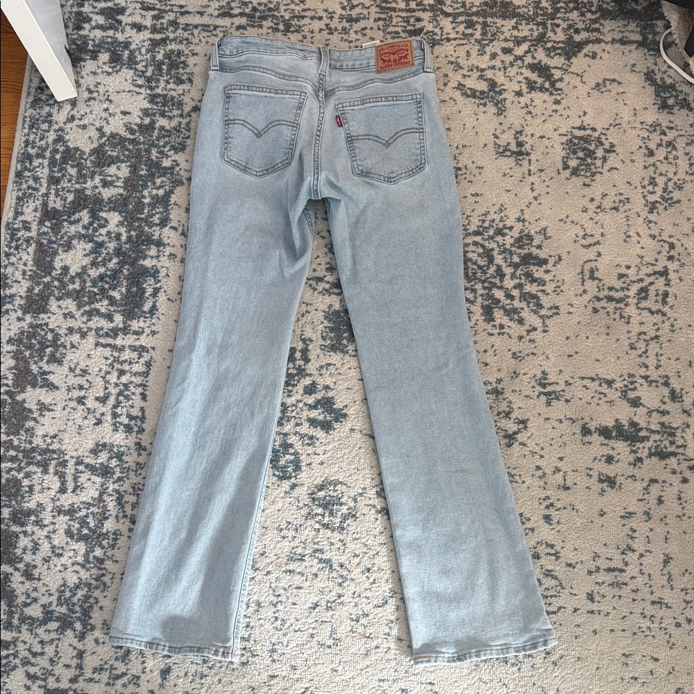 Levi's Light Wash Women's Low Rise Boot Cut Jeans - Picture 1 of 4